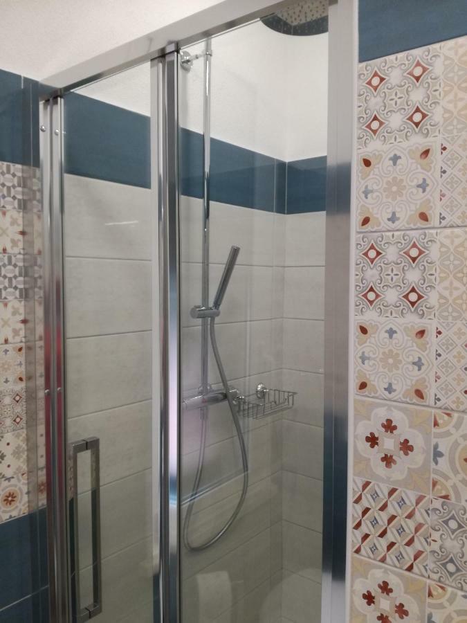 A & M House Apartment Монеглия Екстериор снимка