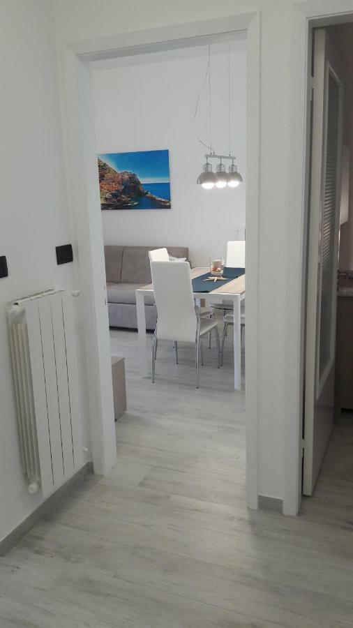 A & M House Apartment Монеглия Екстериор снимка