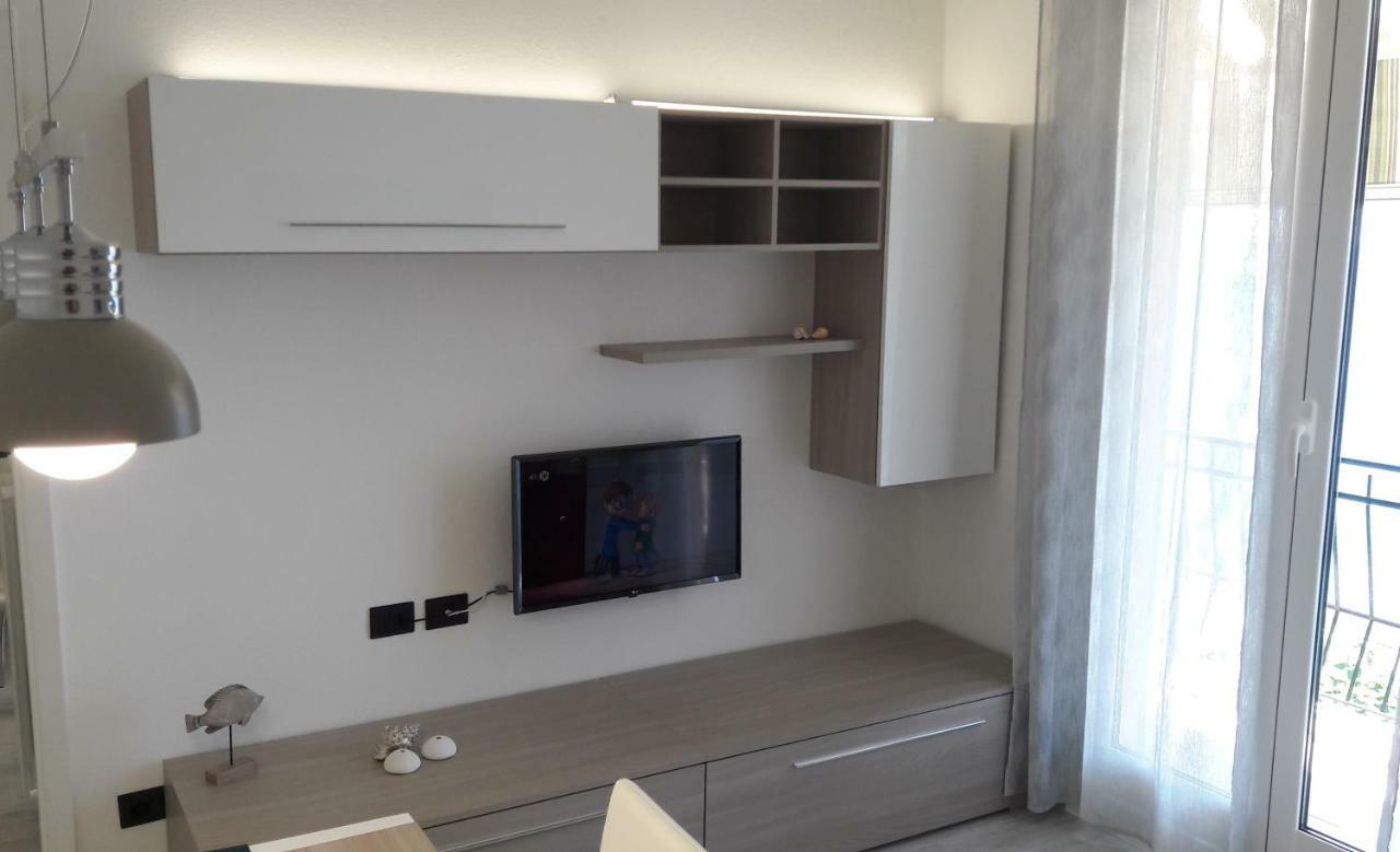A & M House Apartment Монеглия Екстериор снимка